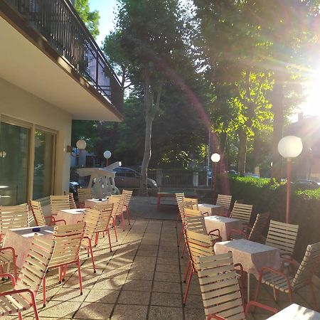 Hotel Irene Riccione Eksteriør bilde