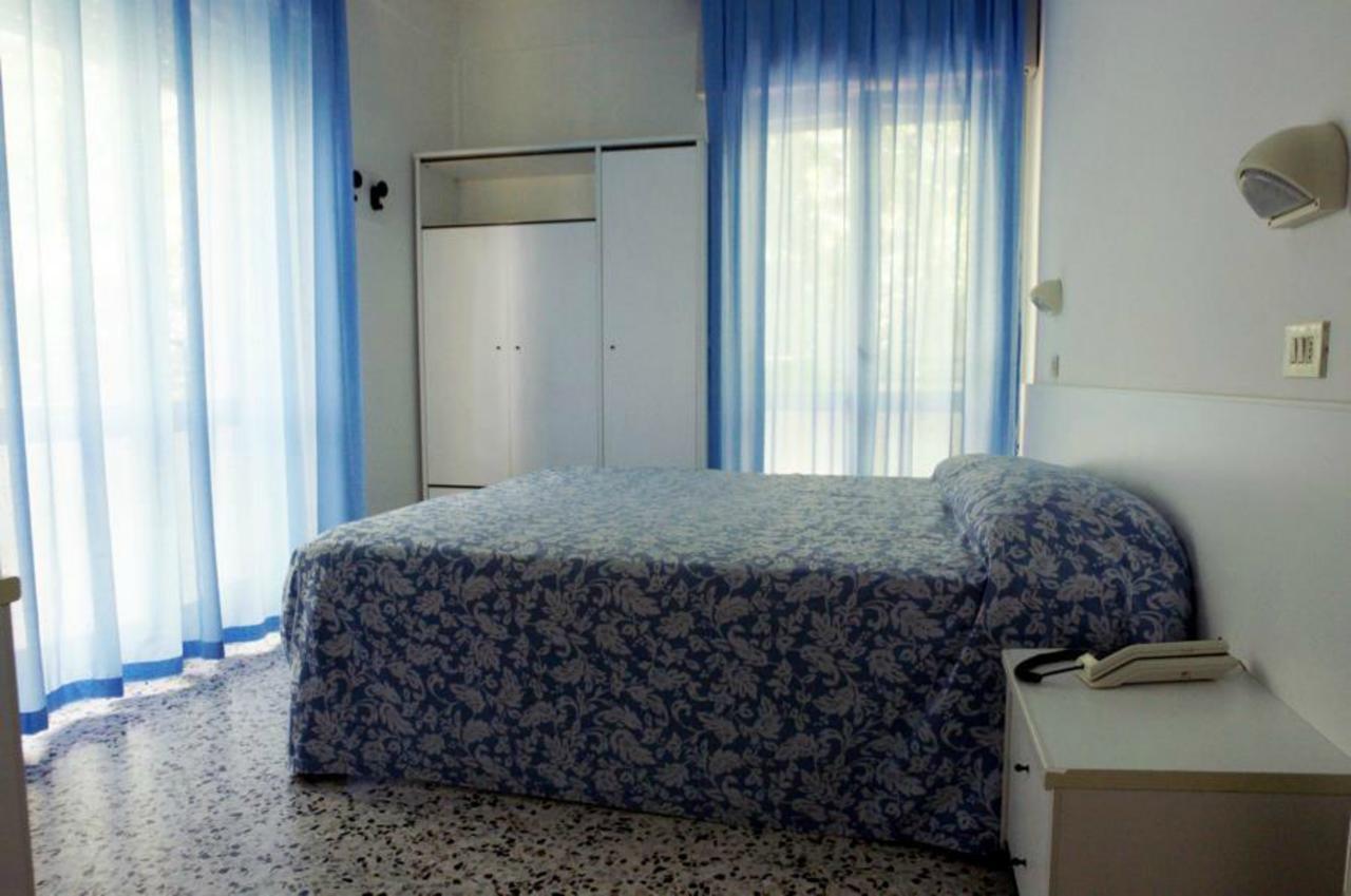Hotel Irene Riccione Eksteriør bilde